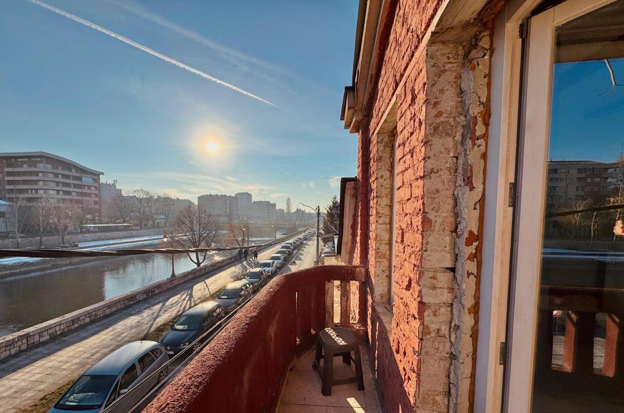 Apartment By The River Nis Bagian luar foto